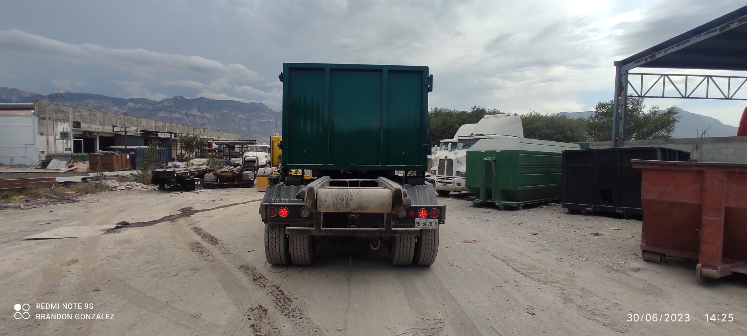 MACK RD688 – 2002