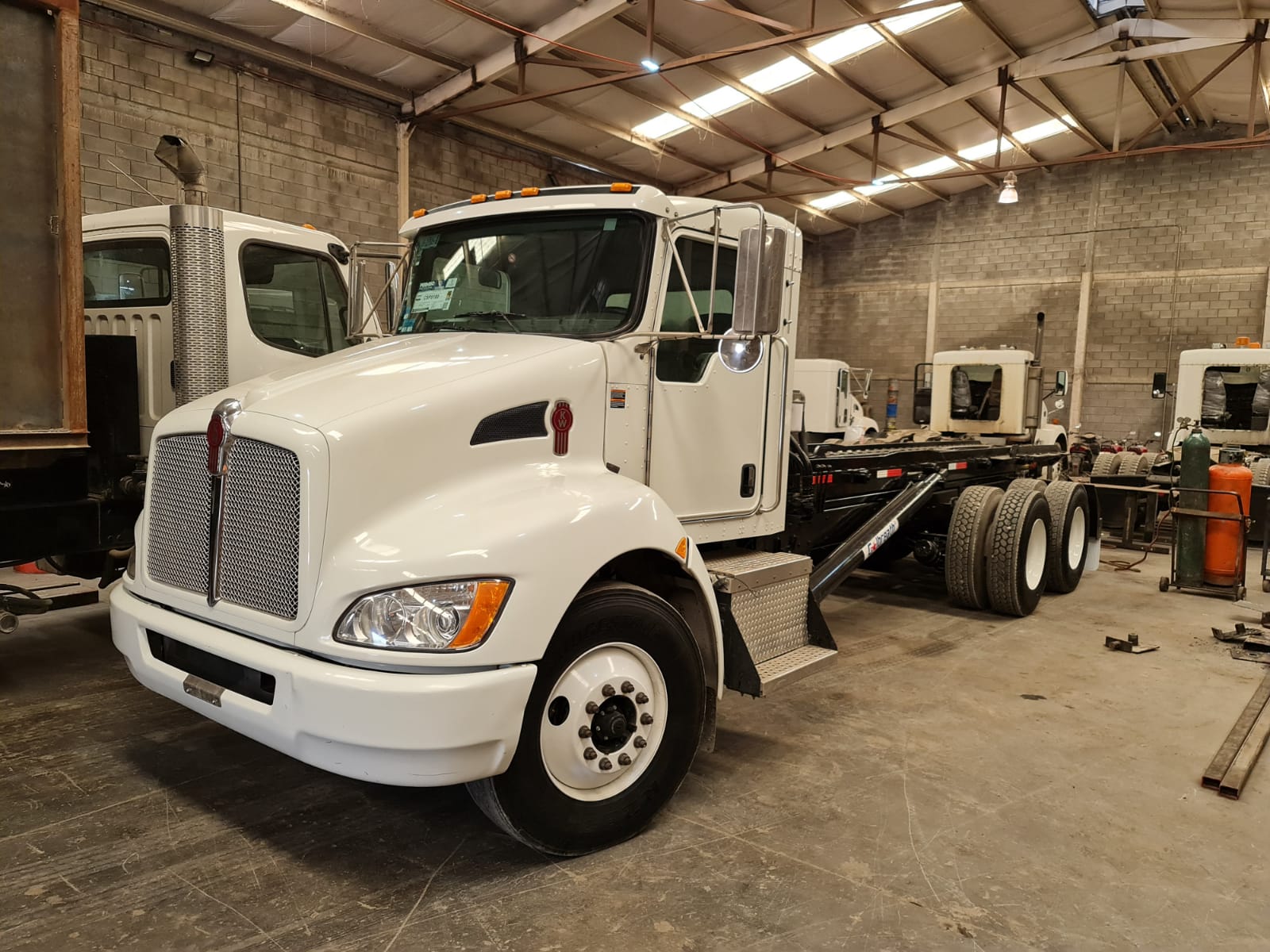KENWORTH T370 2013