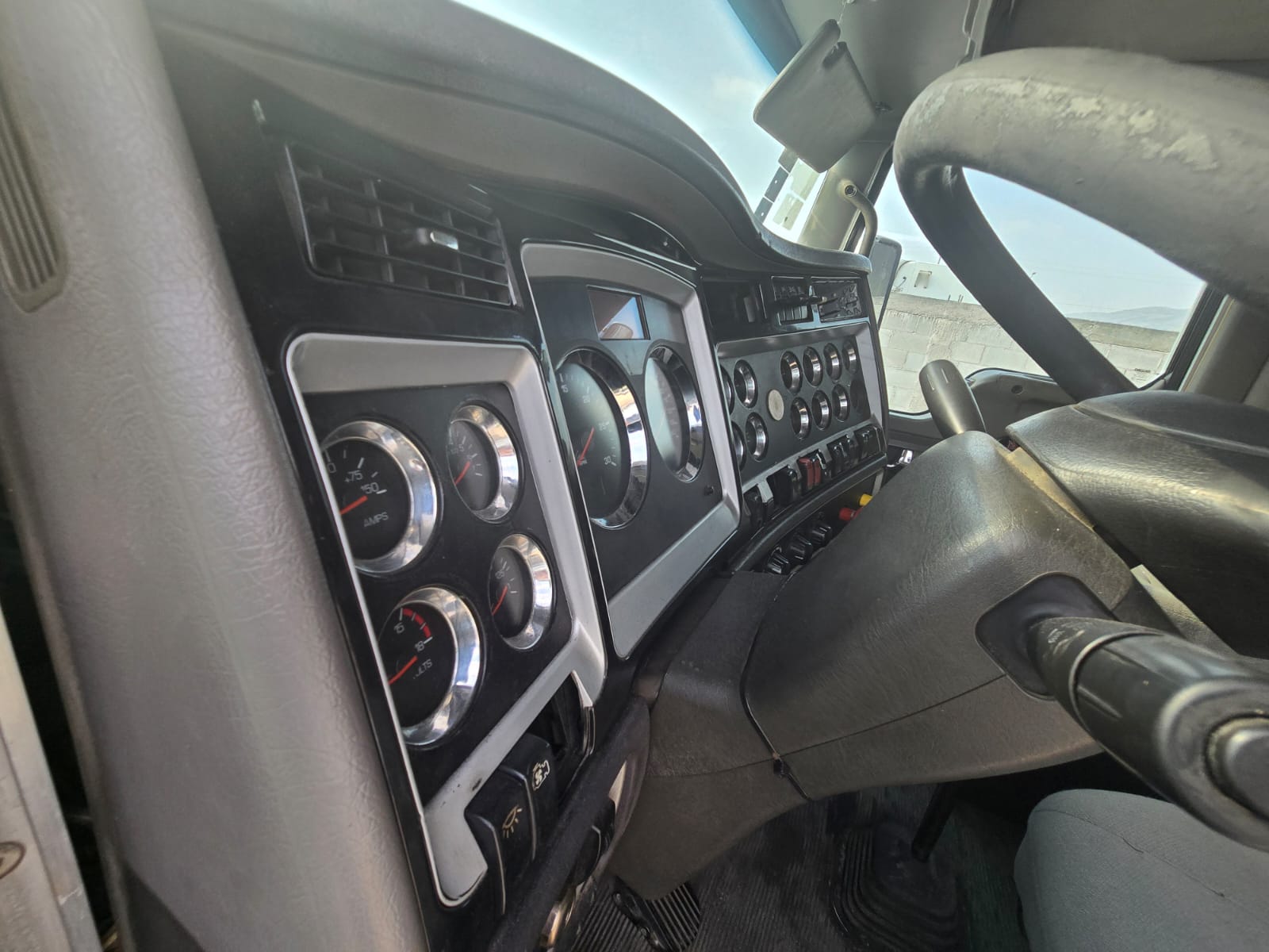 KENWORTH T660 2015