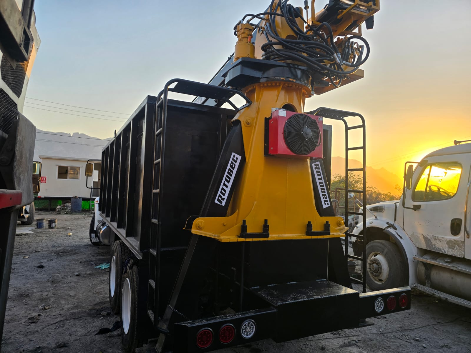 INTERNATIONAL GRUA 2018