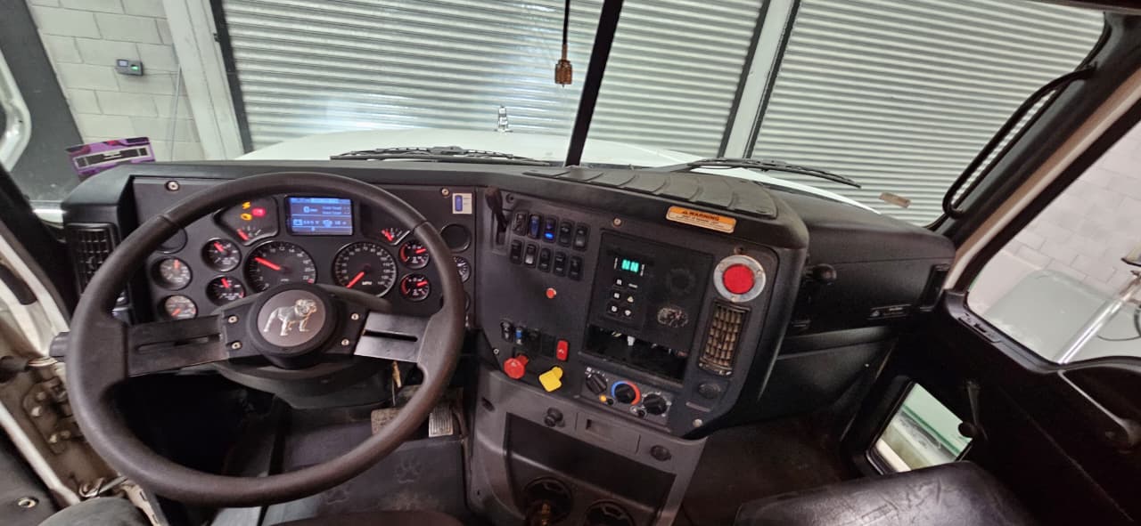 MACK AUTOMATICO 2015