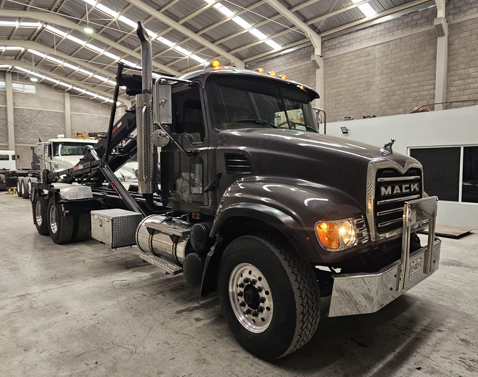 MACK GRANITE 2004