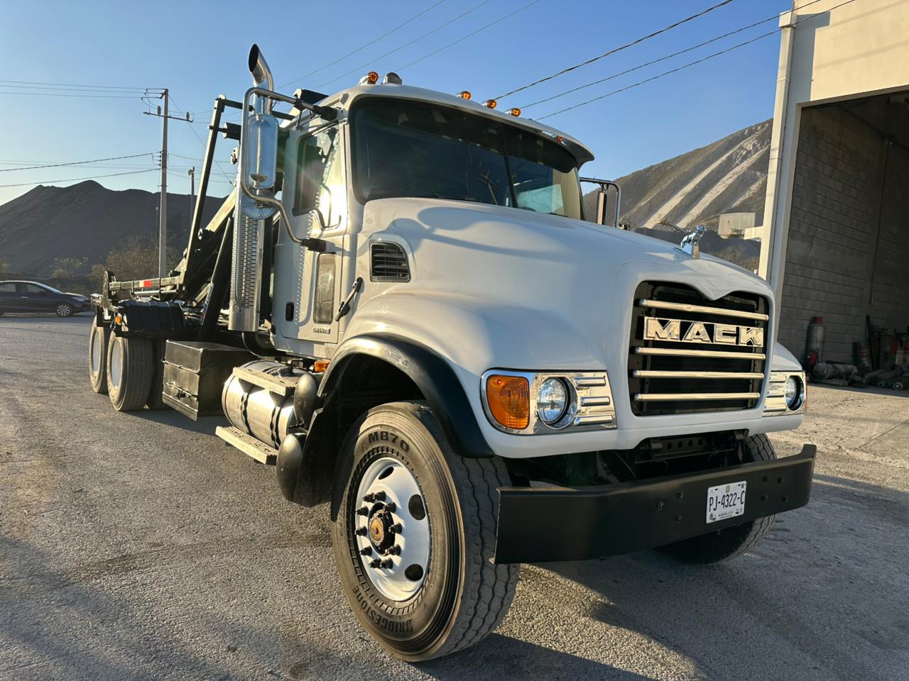 Mack Granite 2003